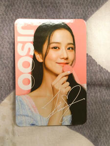 Oreo photocard - Jisoo (i didn't stop buying packs of oreos until I get at least 4 of them xD)