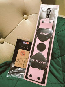 Hammerbong holder (Jennie) from Japan