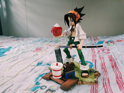 Kotobukiya ARTFX J Yoh Asakura (w/ a muffin courtesy of my bro xD)