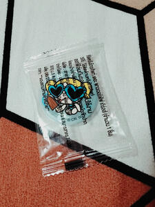 7-Eleven Thailand merch: phone grip